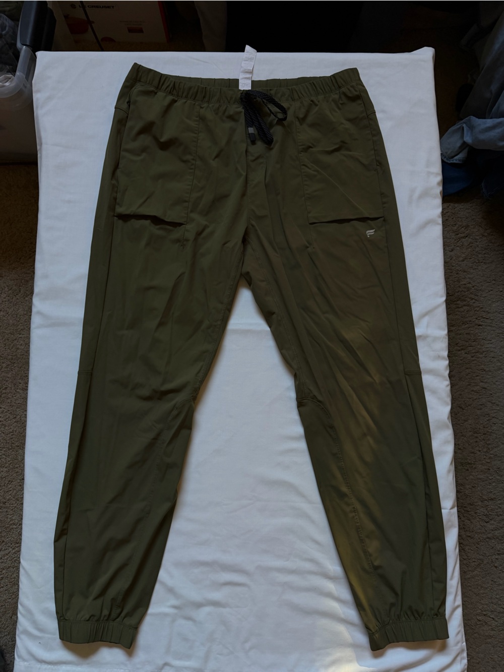 Fabletics Olive Green Men's Jogger Pants